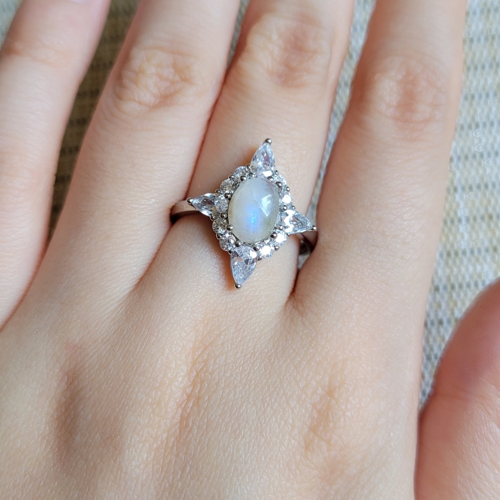 Moonstone Ring sz 7.75 - adjustable